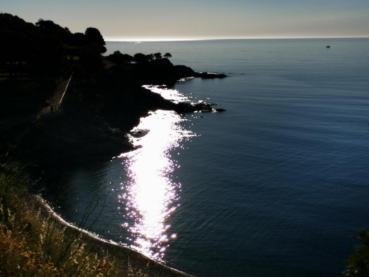 Caseta De Pescadors A Les Cales De Colera, 2ª Linea De Mar מראה חיצוני תמונה